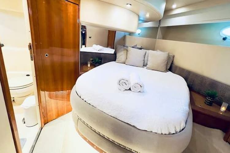 yacht bedroom, luxury yacht rental Cyclades, Cyclades yachts