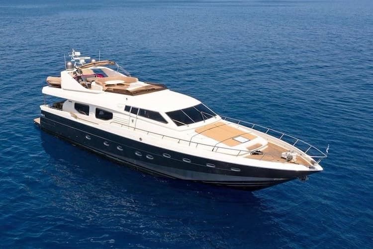 rent yacht Athens, rent yacht Greece, Athens yachts